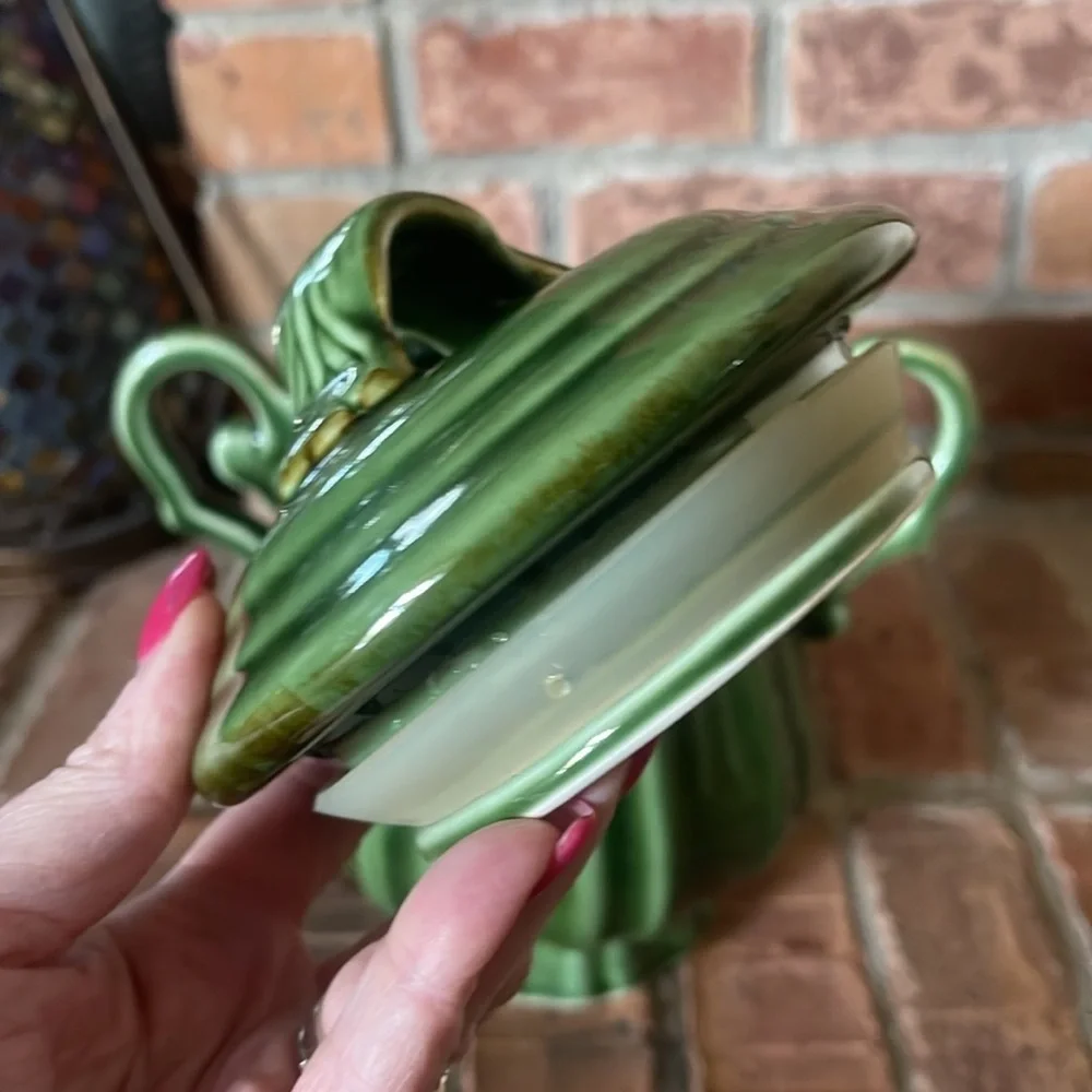 Vtg Baum Brothers Style Eyes Green Double Handle Canister 9.5